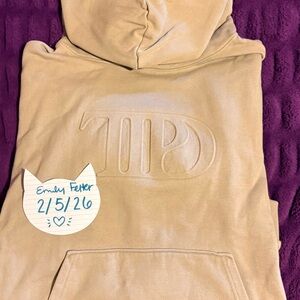 Taylor Swift Tan Sweater